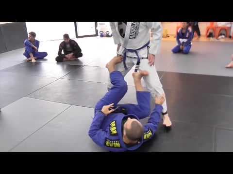Guard Recovery and Inverting (Lachlan Giles)